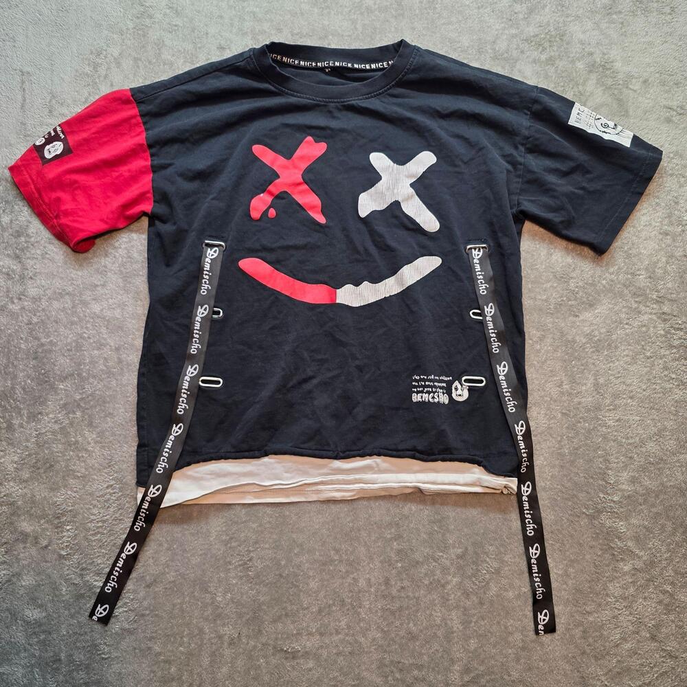Demischo Shirt Mens L Black Red Smiley Face Strap Graphic Streetwear T-Shirt